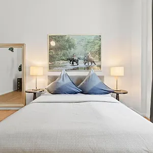 Apartment The Weichsel, 3br Up To 6 People In Friedrichshain, Berlin